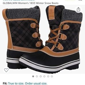 Snow / Water boots 7.5 woman’s. Rubber soles,  fur lining interior w/ short lace